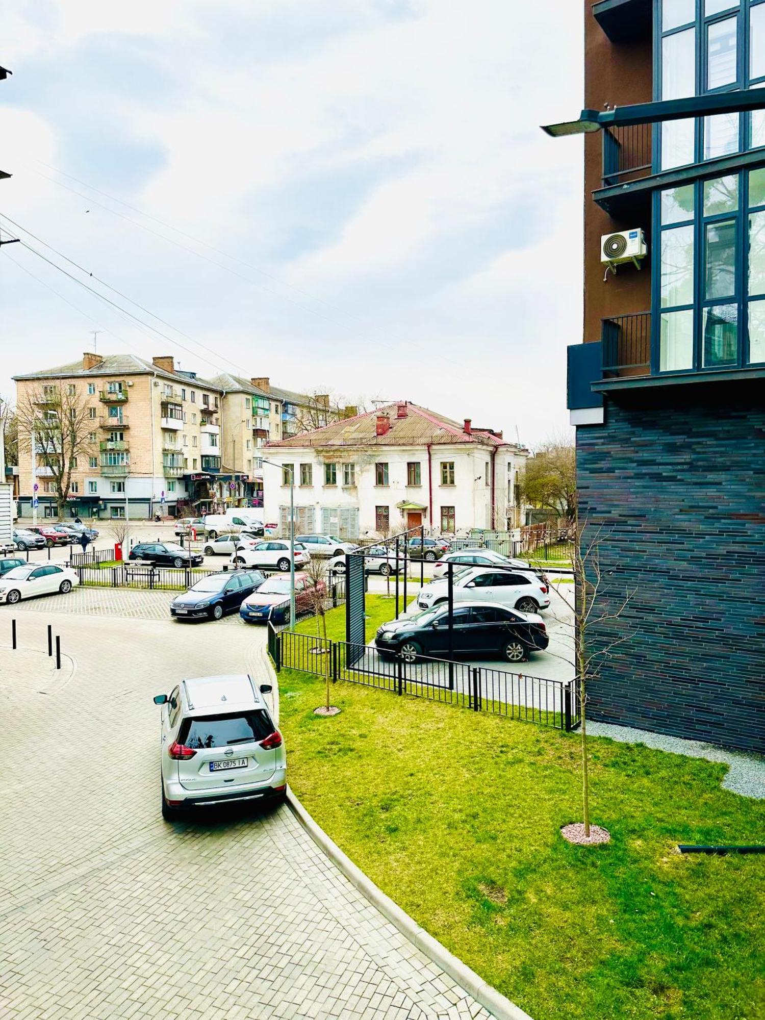 Designer Apartments In The City Center Rivne Exteriér fotografie